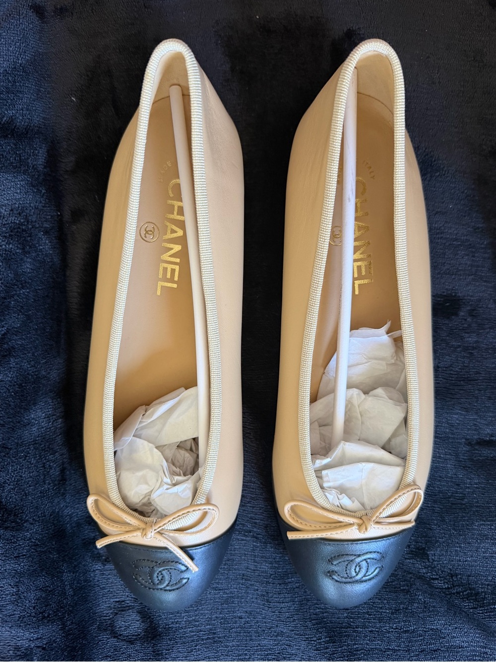 CHANEL Beige and Black Cap-Toe Ballet Flats